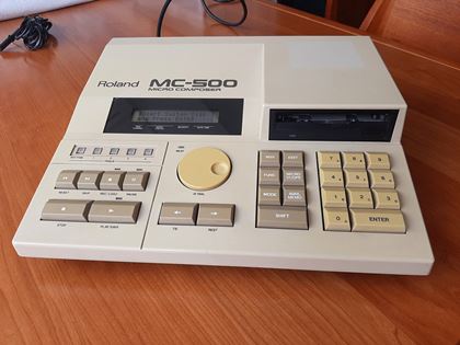 Roland-MC500